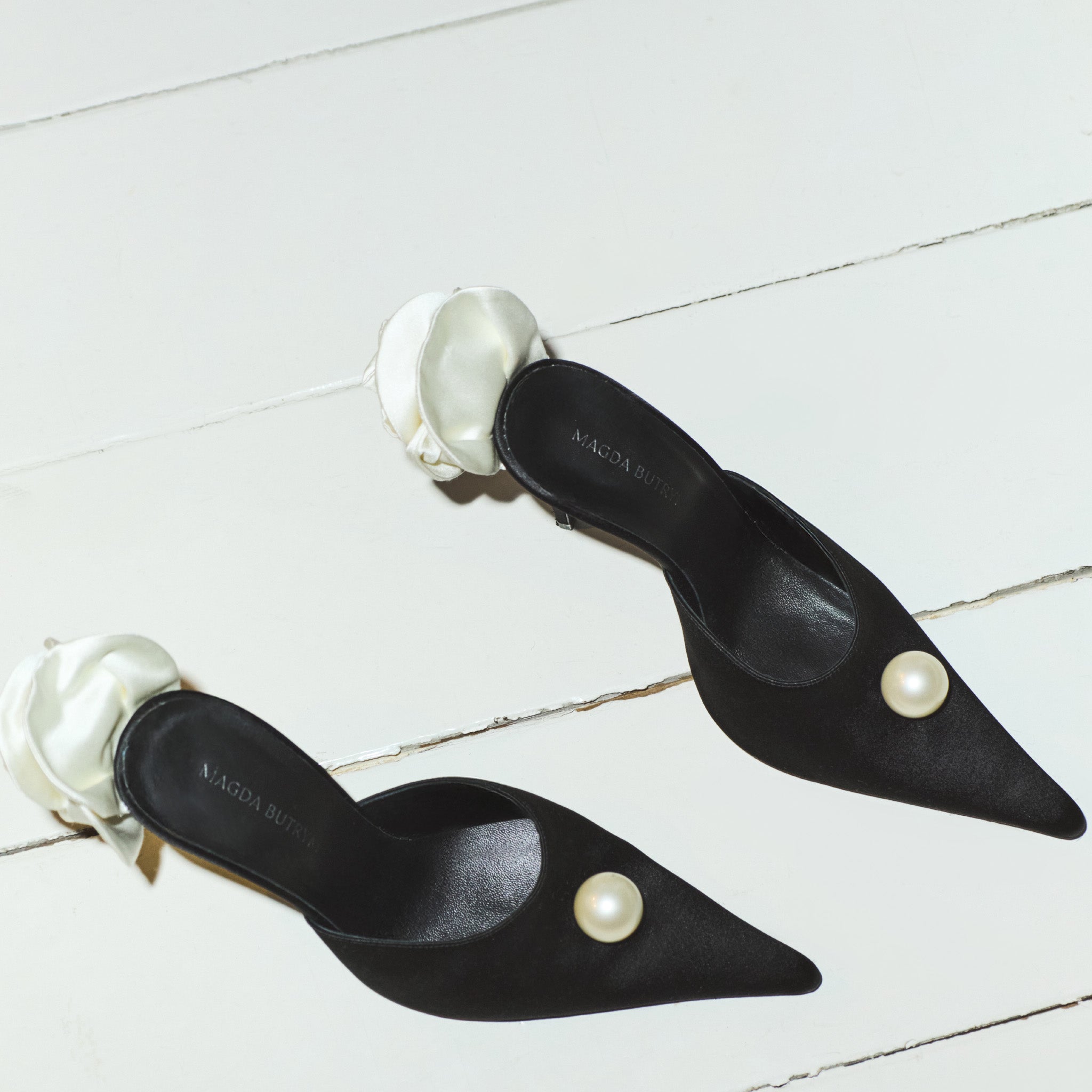24 MAGDA BUTRYM SATIN PEARL MULES