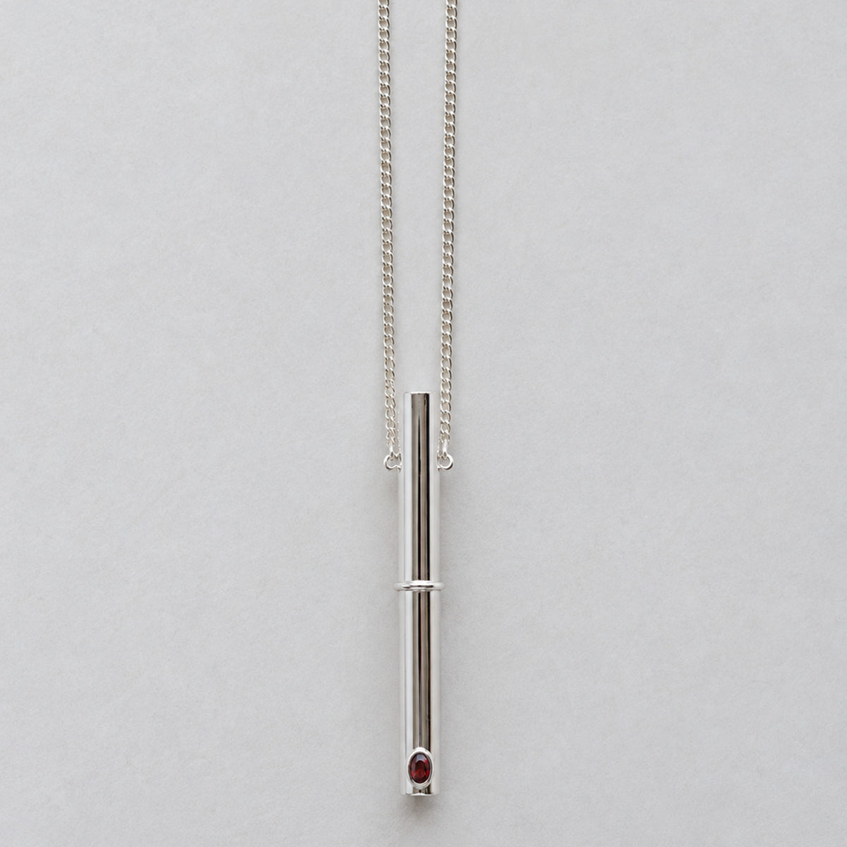 THE CIGARETTE HOLDER NECKLACE