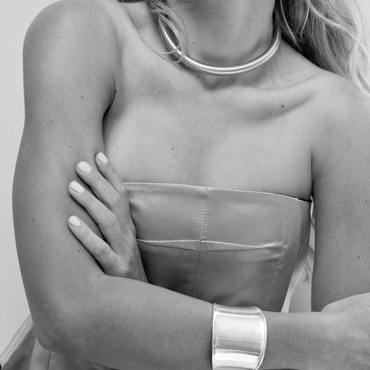 THE HALO CHOKER